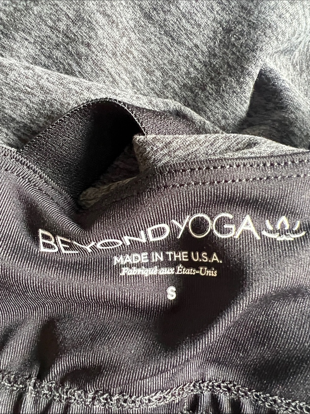 Beyond Yoga Charcoal Grey Crossback Tank Dress Skort Size Small NWT - Picture 4 of 4